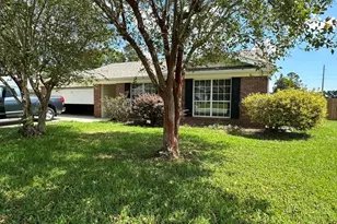 5878 Shady Woods Ct, Gulf Shores, AL 36542 - Photo 2