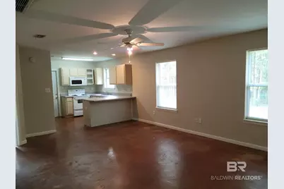 18390 W Hammond Street #B, Robertsdale, AL 36567 - Photo 4