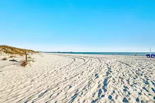 588 E Beach Ave, Gulf Shores, AL 36542 - Photo 14