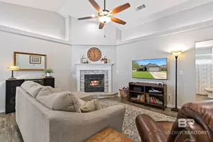 6990 Summerset Dr, Gulf Shores, AL 36542 - Photo 6