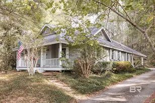 150 Donna Cir, Daphne, AL 36526 - Photo 2