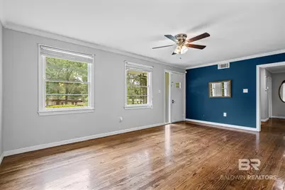 403 Thornton Place, Mobile, AL 36609 - Photo 2