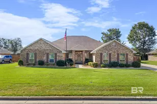 732 Edinburgh Ave, Foley, AL 36535 - Photo 1