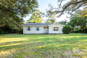 100 Doris Ave, Spanish Fort, AL 36527 - Photo 2