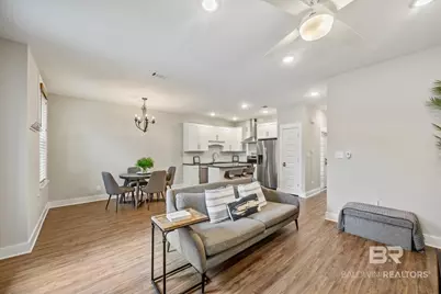 236 Devilliers, Pensacola, FL 32502 - Photo 10