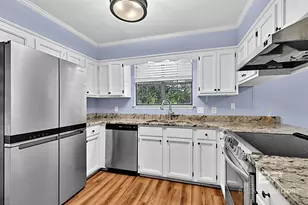 109 Iris Cir, Daphne, AL 36526 - Photo 10