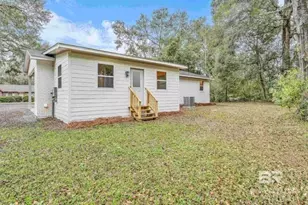 659 Nichols Ave, Fairhope, AL 36532 - Photo 2