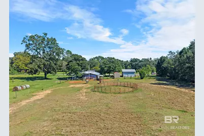 808 S White Avenue, Bay Minette, AL 36507 - Photo 6