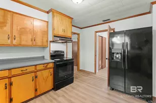 605 N Day Ave, Bay Minette, AL 36507 - Photo 6