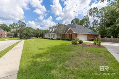 212 North Circle, Fairhope, AL 36532 - Photo 2