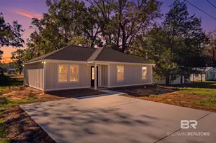 107 W 15th St, Bay Minette, AL 36507 - Photo 1