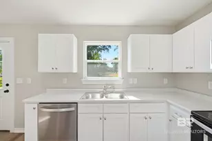 107 W 15th St, Bay Minette, AL 36507 - Photo 10
