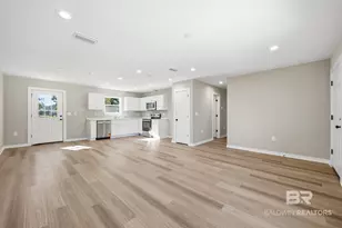 107 W 15th St, Bay Minette, AL 36507 - Photo 6