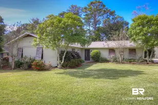505 Evergreen St, Fairhope, AL 36532 - Photo 1
