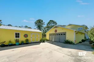 843 Veterans Rd, Gulf Shores, AL 36542 - Photo 1
