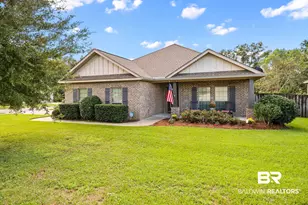 633 Nathaniel Ave, Fairhope, AL 36532 - Photo 1
