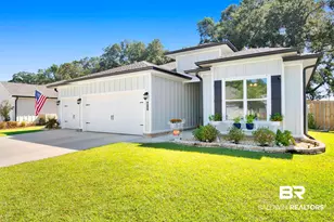 516 Golden Leaf Ave, Fairhope, AL 36532 - Photo 1