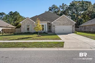 212 Ornate Ave, Fairhope, AL 36532 - Photo 1