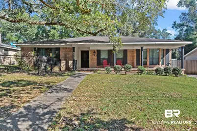 2705 E Woodcliff Drive, Mobile, AL 36693 - Photo 1