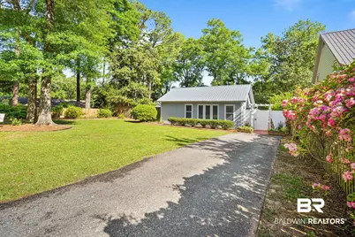 653 Bellangee Avenue, Fairhope, AL 36532 - Photo 1