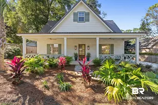 208 Pecan Ave, Fairhope, AL 36532 - Photo 1