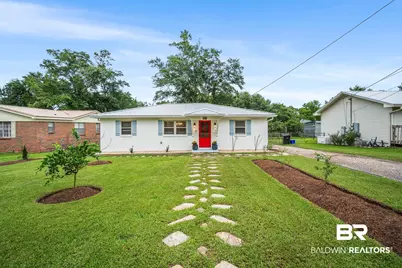 409 Forester Avenue, Fairhope, AL 36532 - Photo 1