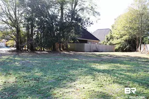 892 Grant Park Dr, Mobile, AL 36606 - Photo 1