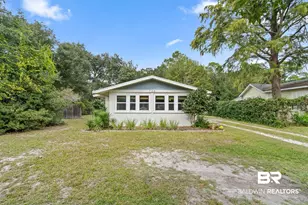 726 E 23rd Ave, Gulf Shores, AL 36542 - Photo 1