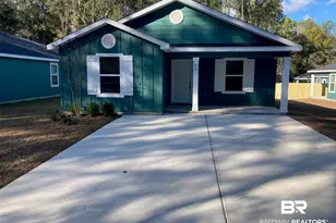 80 Summer Oaks Dr, Daphne, AL 36526 - Photo 1