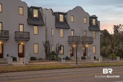 72 Fairhope Avenue #2, Fairhope, AL 36532 - Photo 1