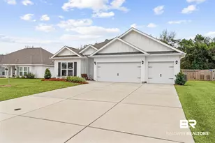 697 Calibre St, Fairhope, AL 36532 - Photo 1