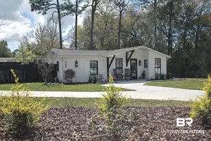 422 Barclay Ave, Fairhope, AL 36532 - Photo 1