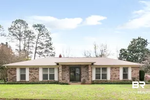 6133 Lindholm Dr, Mobile, AL 36693 - Photo 1