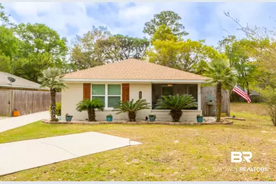 805 E 24th Avenue, Gulf Shores, AL 36542 - Photo 1