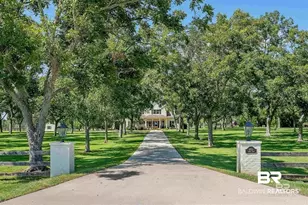 8753 Bishop Rd, Fairhope, AL 36532 - Photo 1
