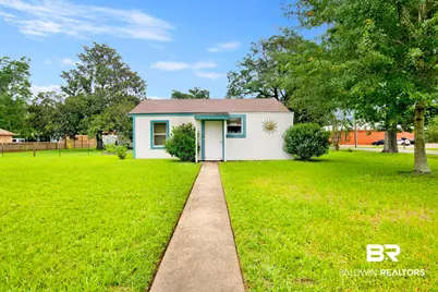 1100 N Pine Street, Foley, AL 36535 - Photo 1