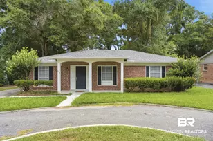 509 Gayfer Ave, Fairhope, AL 36532 - Photo 1
