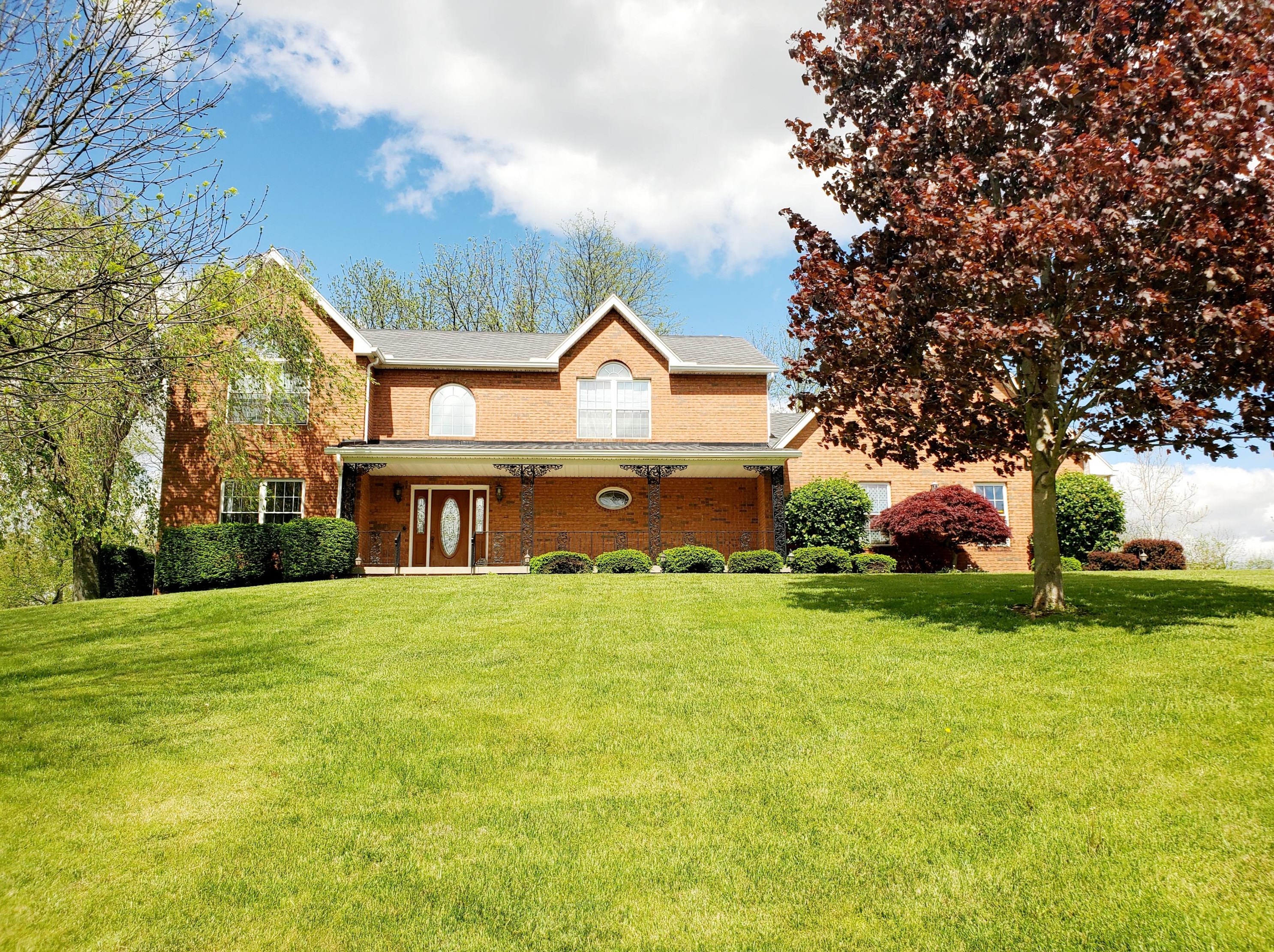 3598 Heatherwood Ave, Springfield, OH 45503