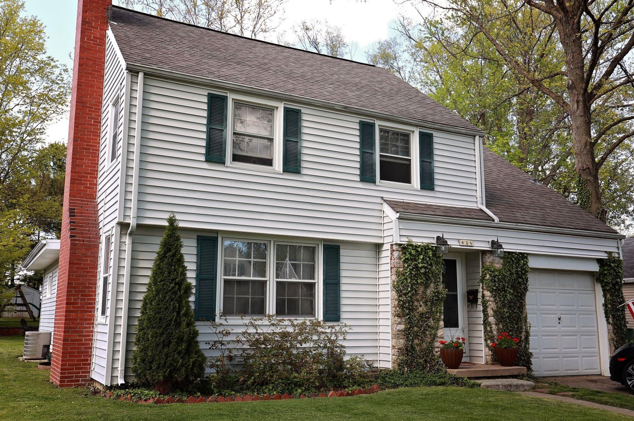 426 Lincoln Pl, Urbana, OH 43078-1434