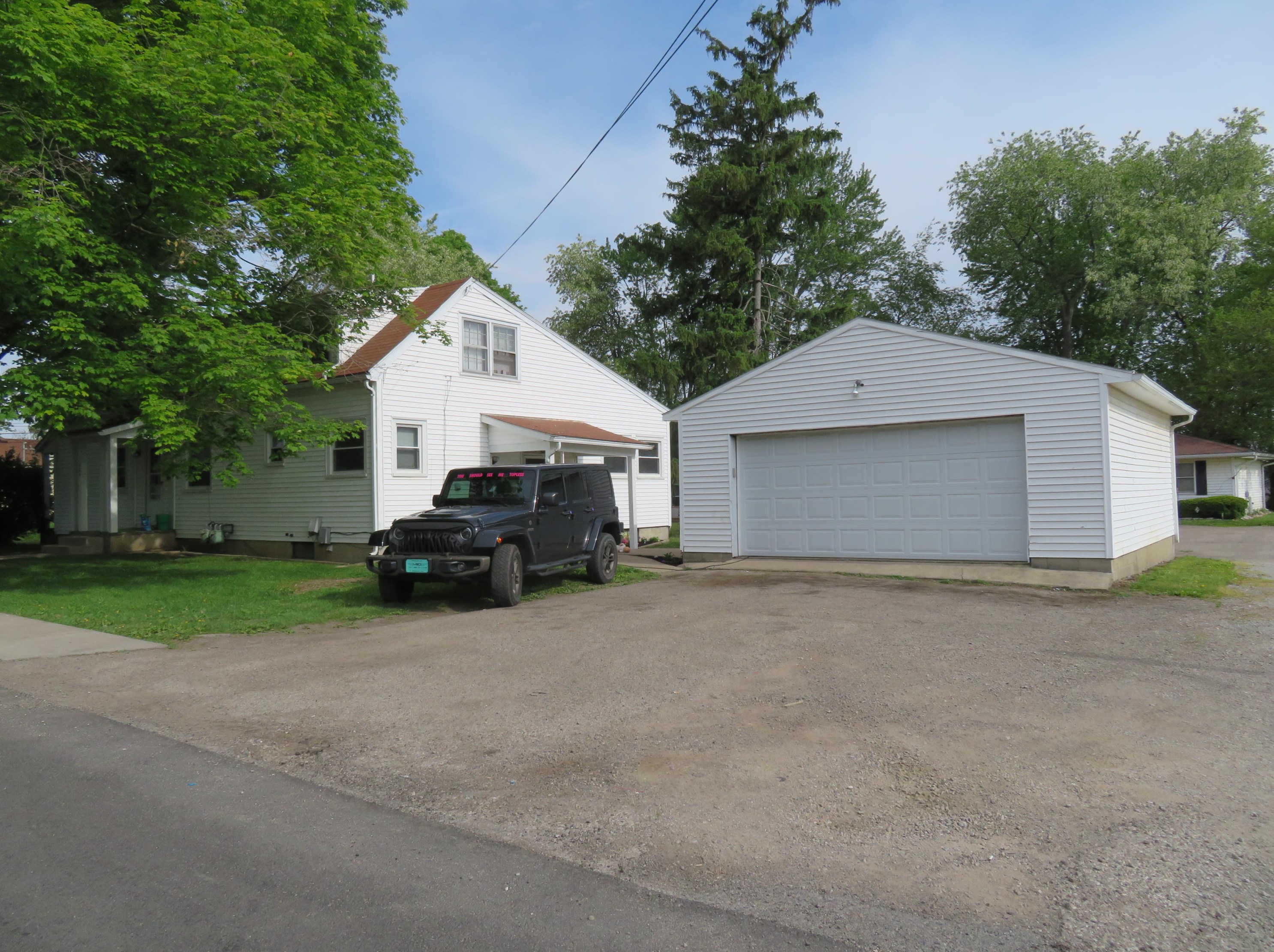 606 Light St, Urbana, OH 43078-1154