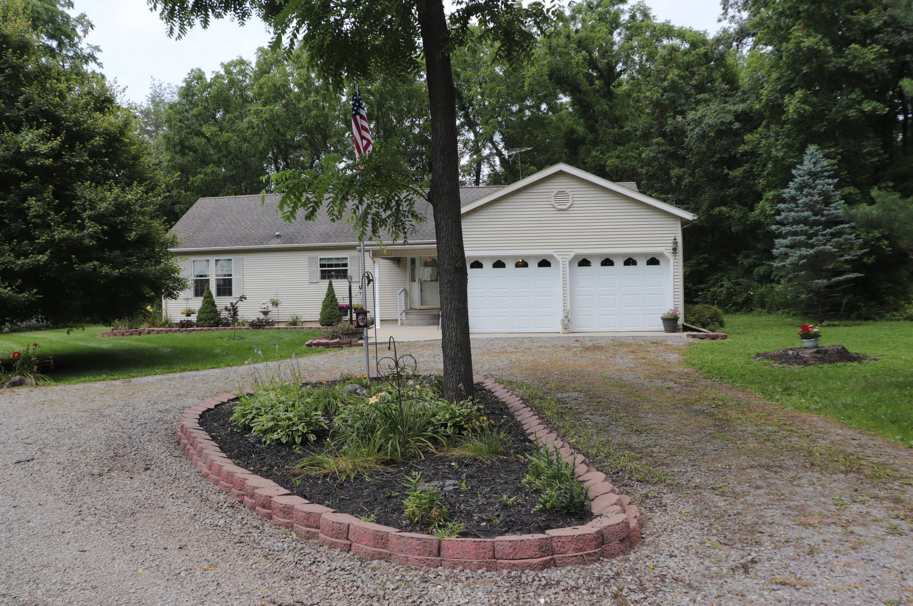 3176 Township Rd 179, Bellefontaine, OH 43311