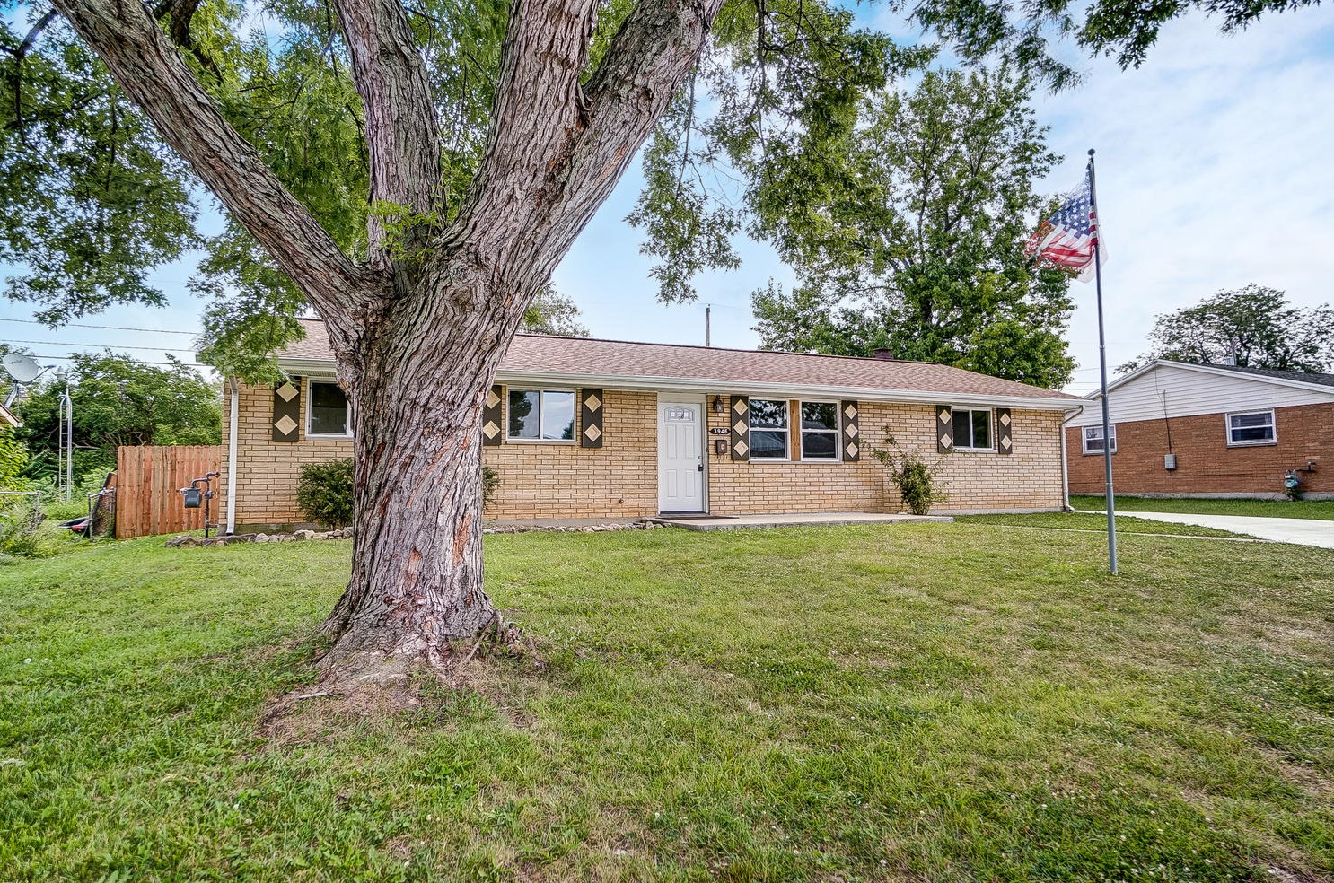 3946 Raymond Dr, Enon, OH 45323