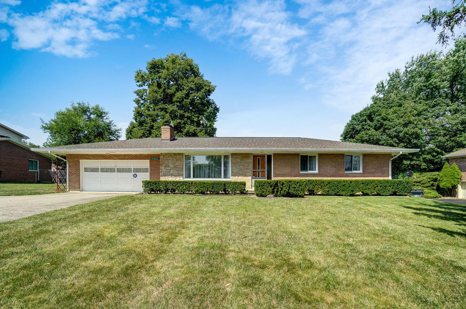 2001 Miracle Mile, Springfield, OH 45503-2836