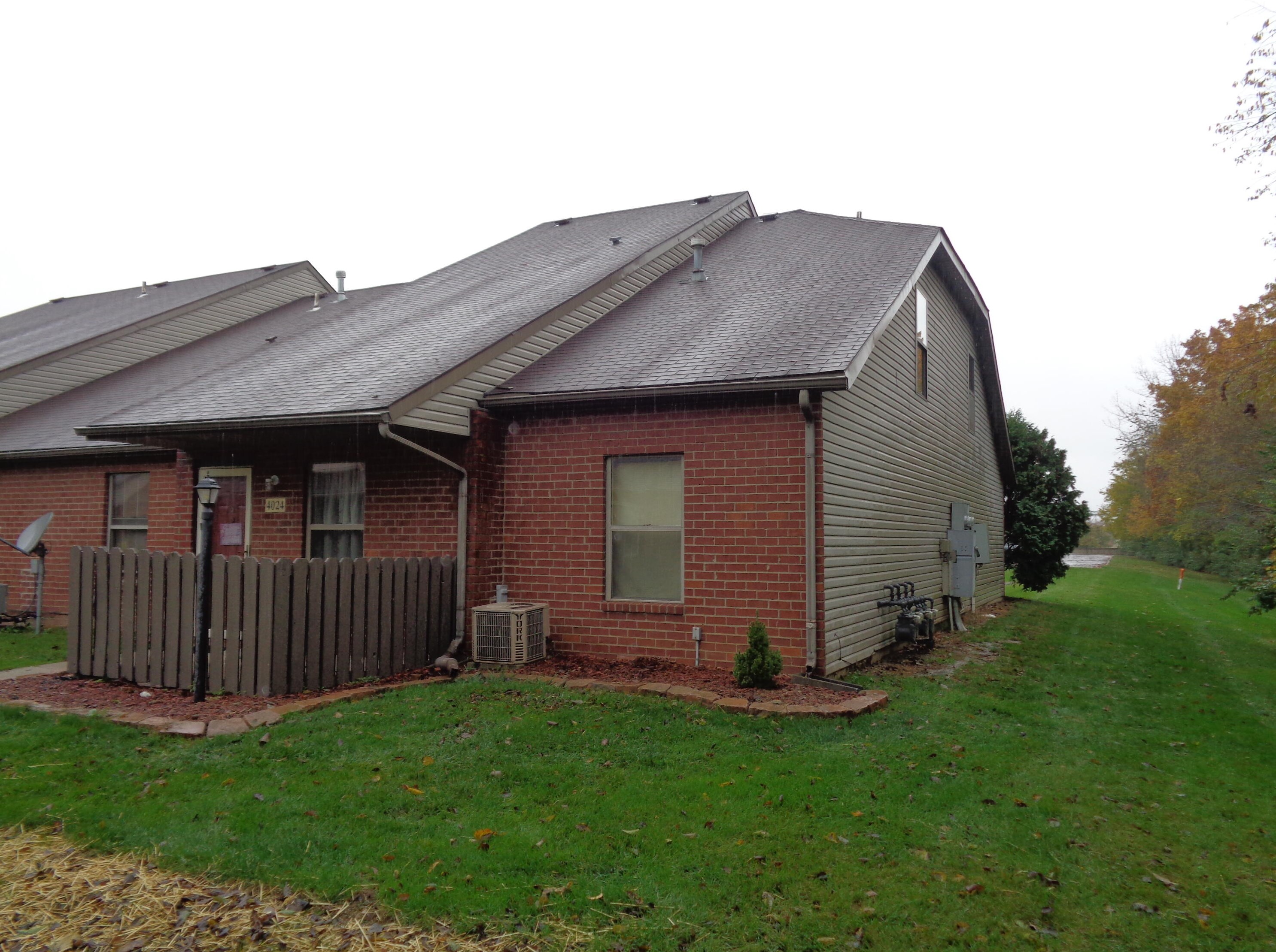 4024 Ryland Dr, Springfield, OH 45503
