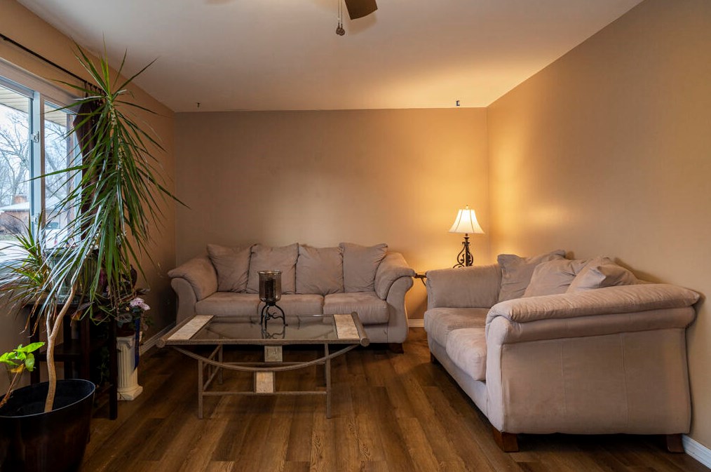 6100 Imperial Hills Dr, Dayton, OH 45414-2822