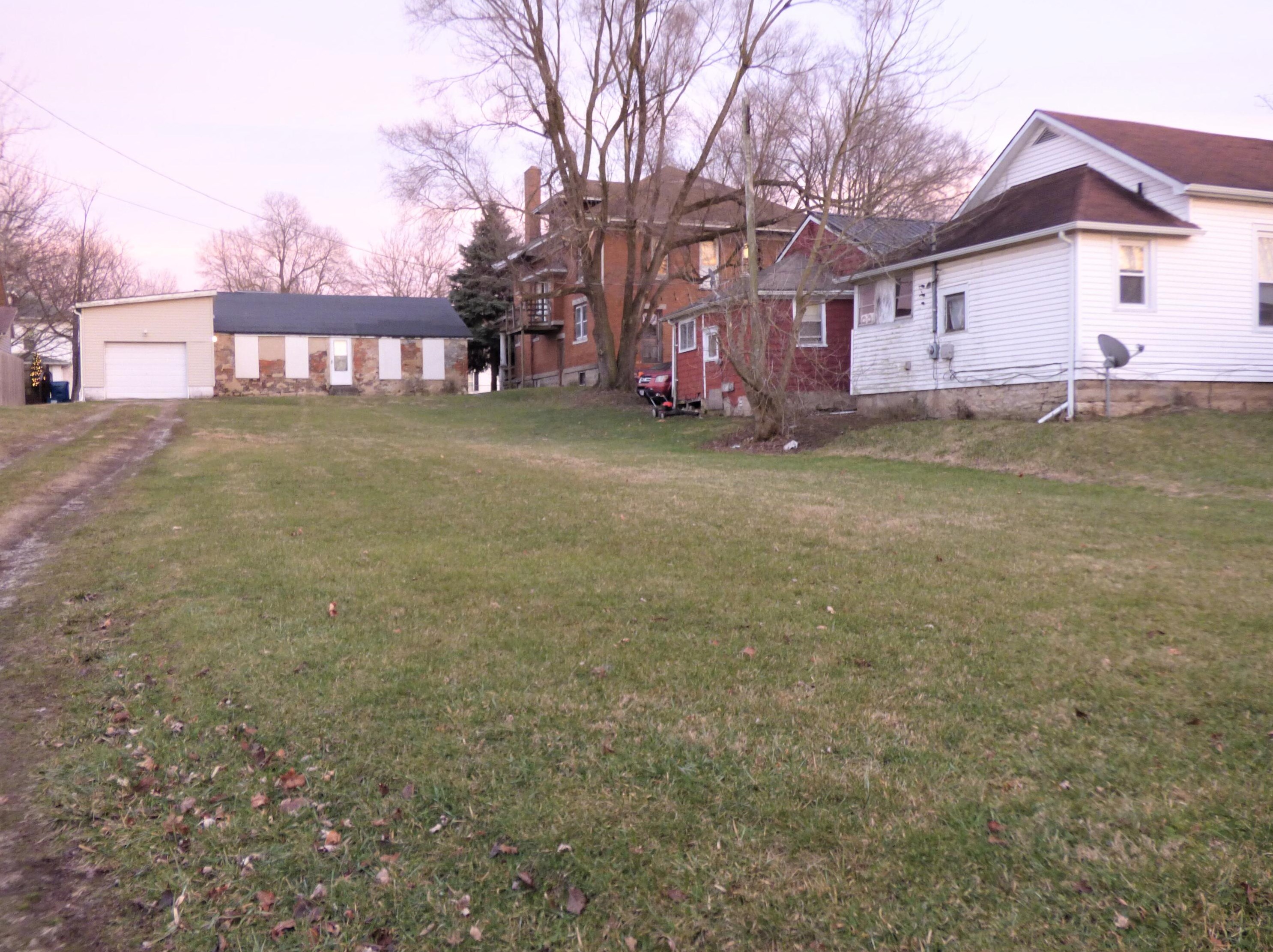 208 W High Ave, Bellefontaine, OH 43311