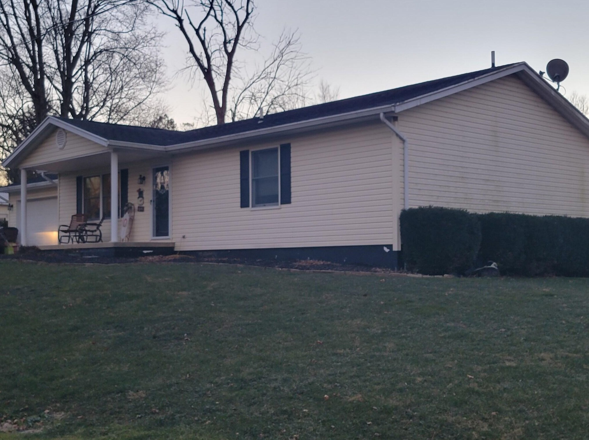 4068 Barbee St, Saint Paris, OH 43072-9755