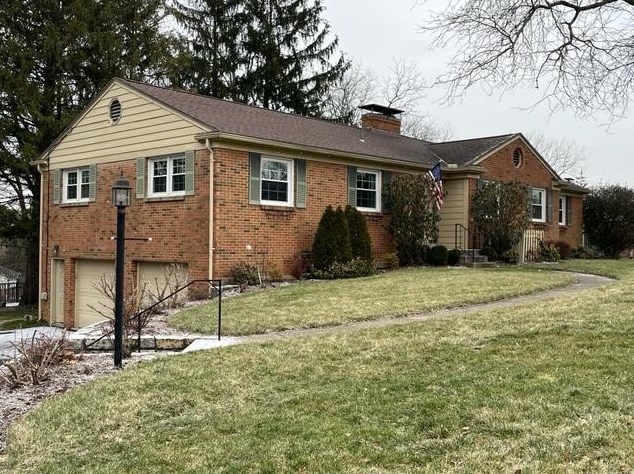 5598 Folkestone Dr, Dayton, OH 45459-1468