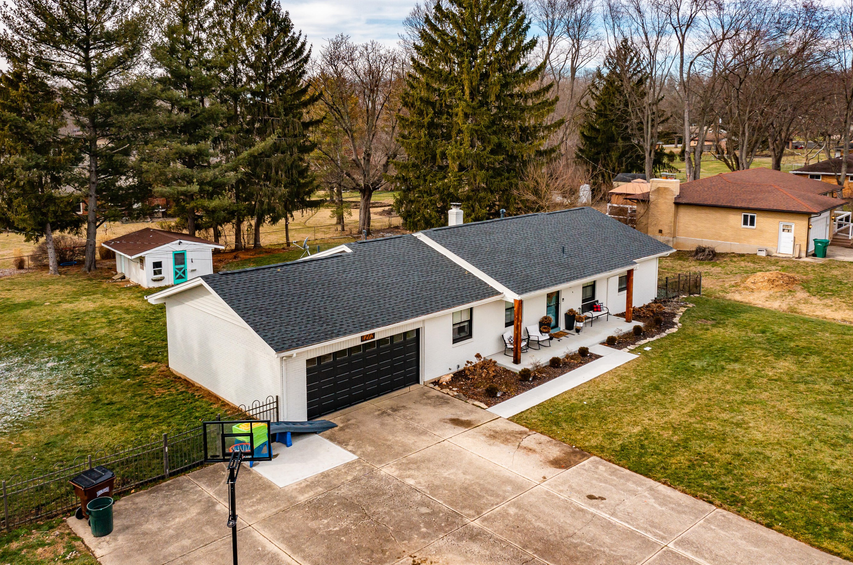 1273 Cedarcliff Dr, Dayton, OH 45434-6736