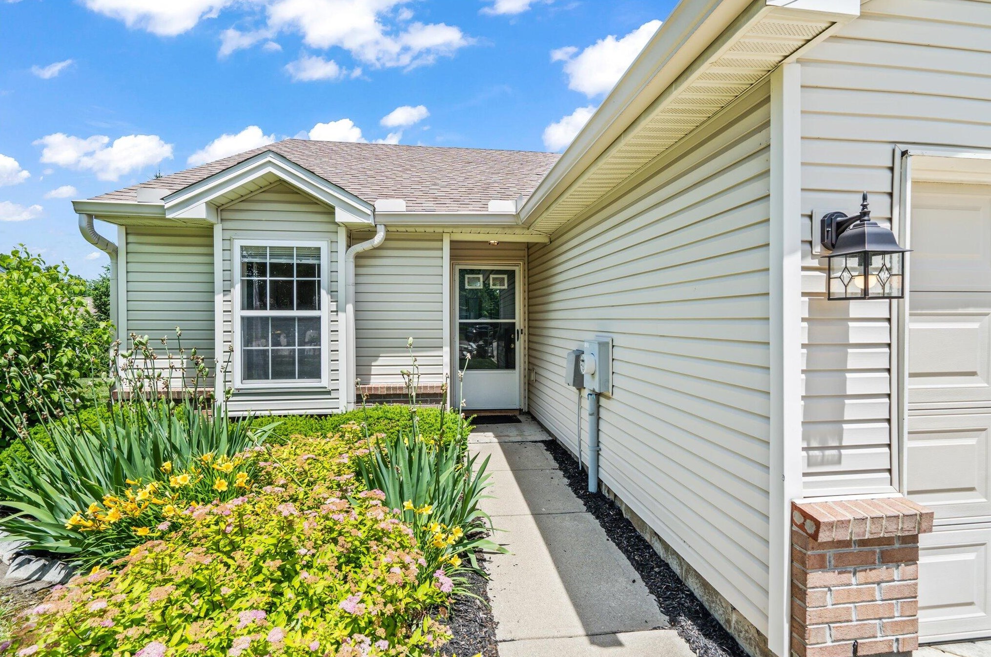 4209 Pheasant Ct, Dayton, OH 45424-5792